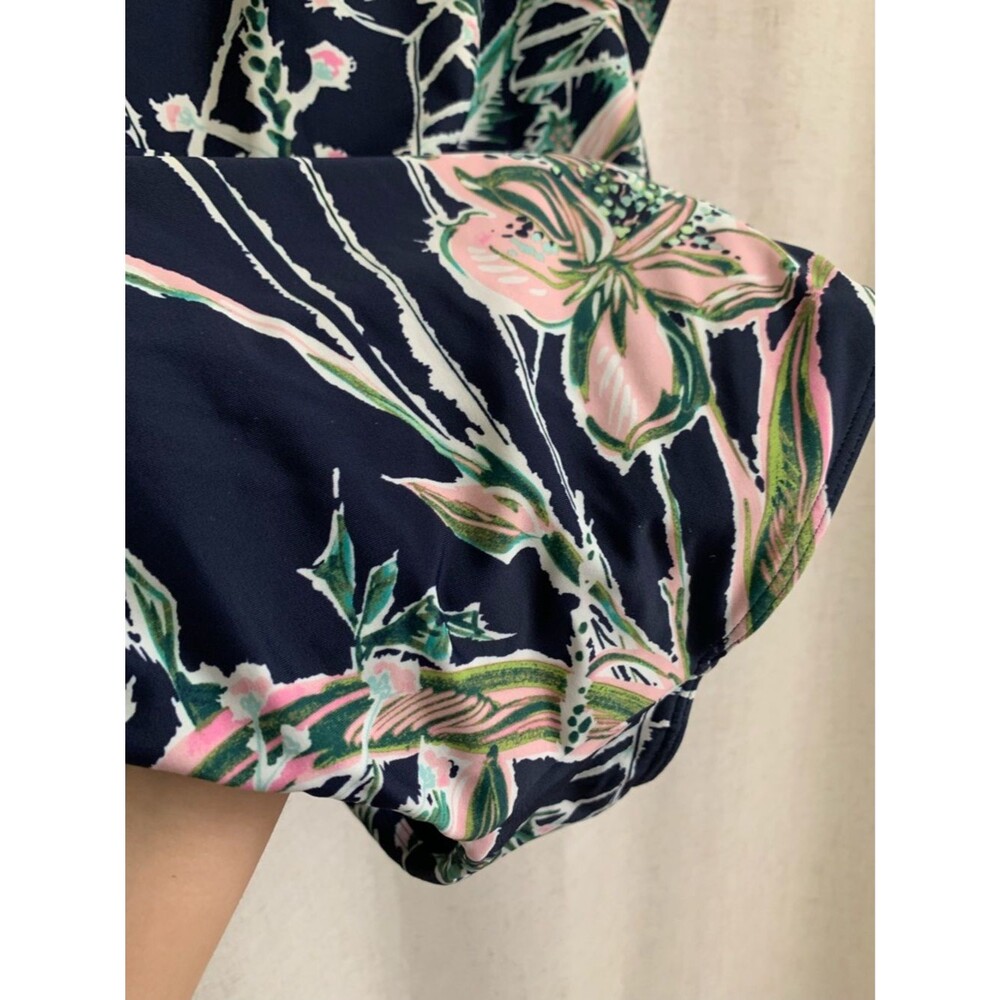 Vineyard Vines Navy Wild Floral Ruffled Strap OnePiece Swimsuit UPF 50+ Large - Picture 7 of 11